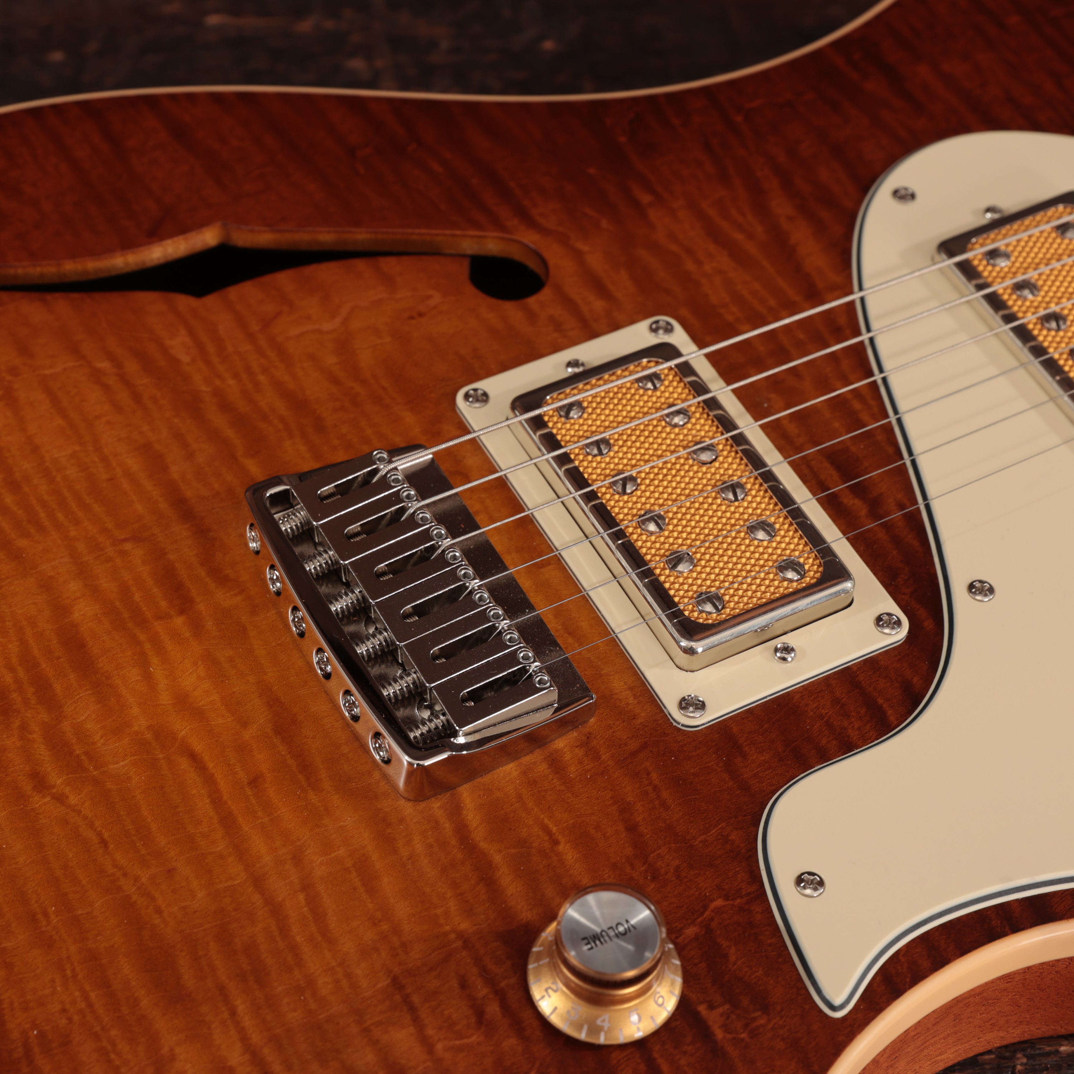 ギター PJD Guitars ST. JOHN ELITE Cocoa Burst PJD Custom Shop St John Elite in Original Burst - Andertons Music Co.